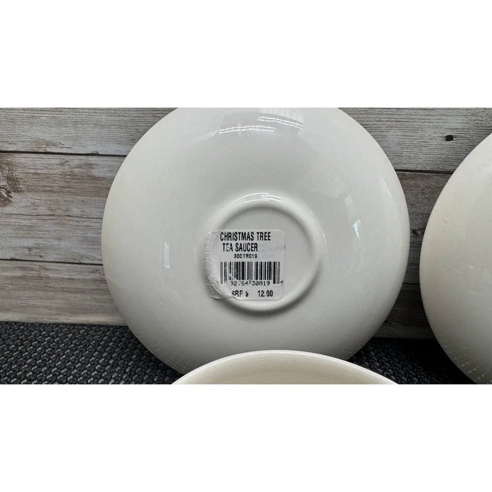 4 Pc Set Vintage Spode Christmas Tree Cups and Saucers S 3324 90's England
